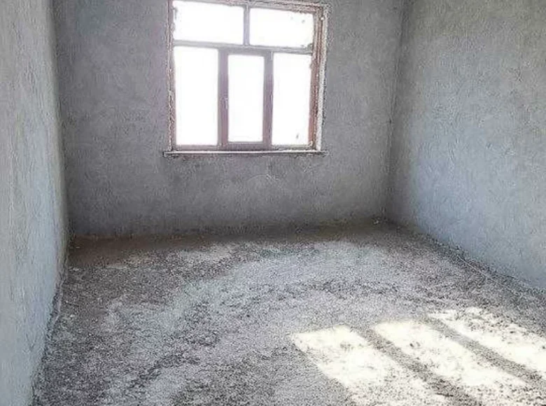 Kvartira 6 xonalar 146 m² Samarqandda