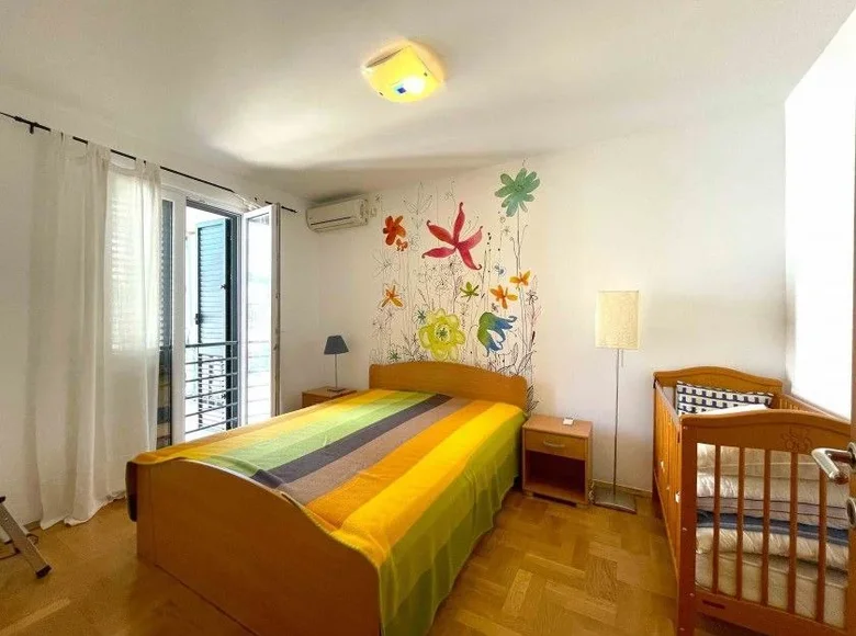 Mieszkanie 3 pokoi 91 m² Petrovac, Czarnogóra