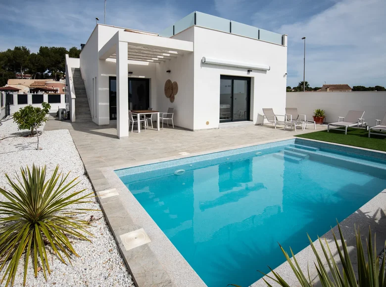 3 bedroom villa 112 m² Pilar de la Horadada, Spain