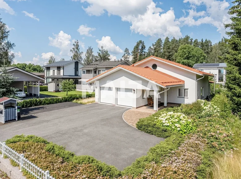 Dom 4 pokoi 160 m² Rajaportti, Finlandia