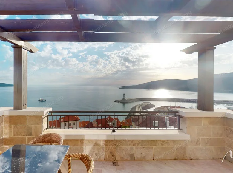 Apartamento 52 m² Tivat, Montenegro