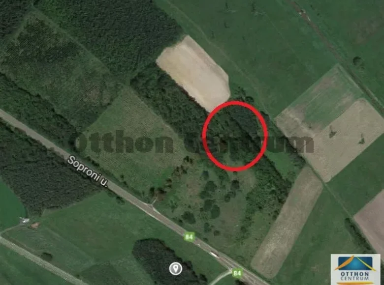 Nieruchomości komercyjne 30 000 m² Nagycenk, Węgry