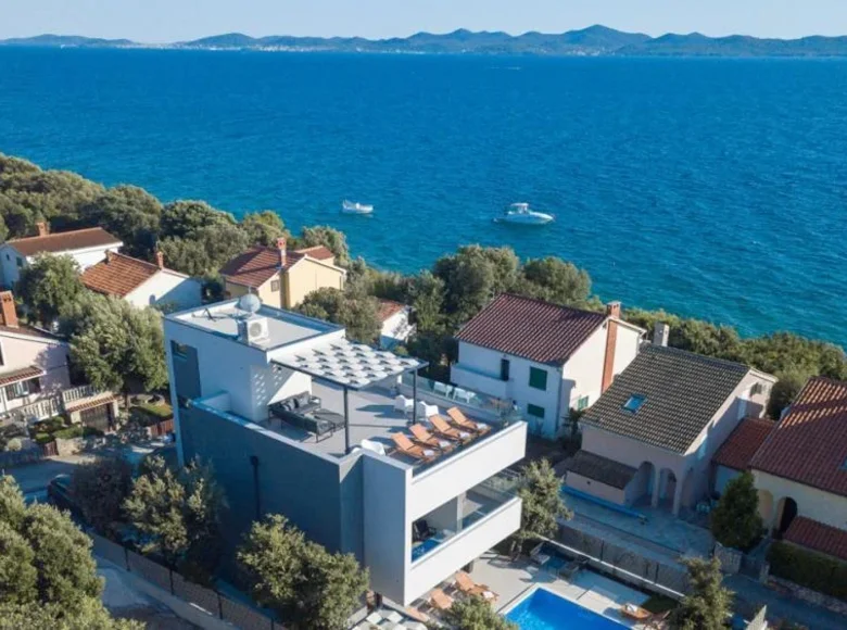 Villa 4 chambres 230 m² Grad Zadar, Croatie