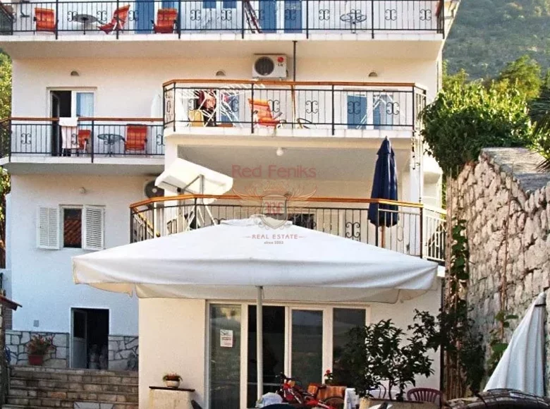 Casa 6 habitaciones 418 m² Kotor, Montenegro