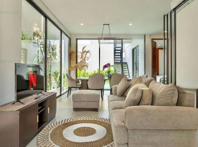 4 bedroom Villa 260 m², All countries