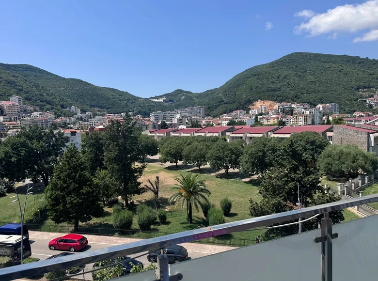 Mieszkanie 2 pokoi 54 m² Budva, Czarnogóra