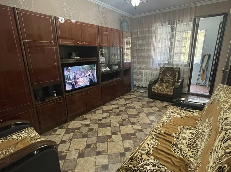 Kvartira 3 xonalar 65 m² Toshkentda