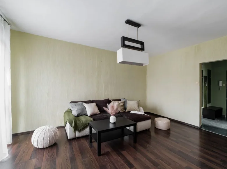 2 room apartment 38 m² Warsaw, Poland