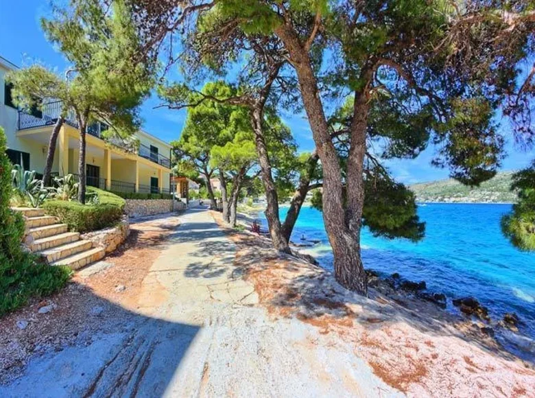 villa de 5 chambres 350 m², Tous les pays