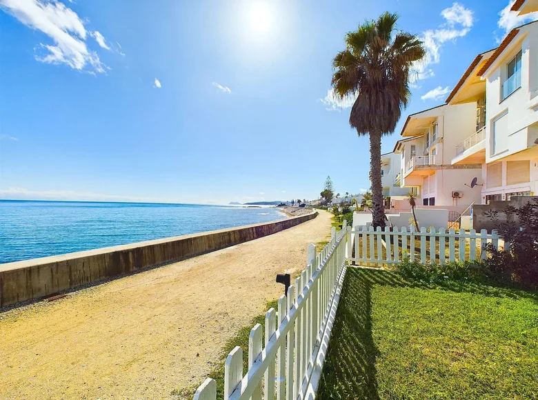 Mieszkanie 4 pokoi 138 m² Estepona, Hiszpania