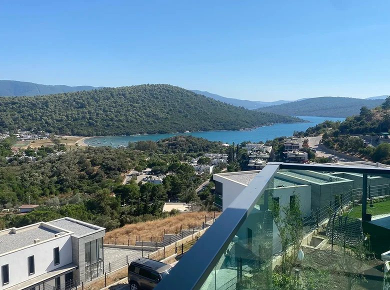 Mieszkanie 3 pokoi 75 m² Milas, Turcja