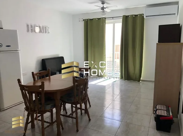 Apartamento 5 habitaciones  en Marsascala, Malta