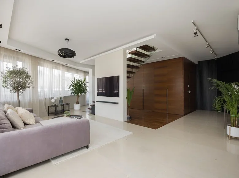 4 bedroom apartment 147 m² Warsaw, Poland