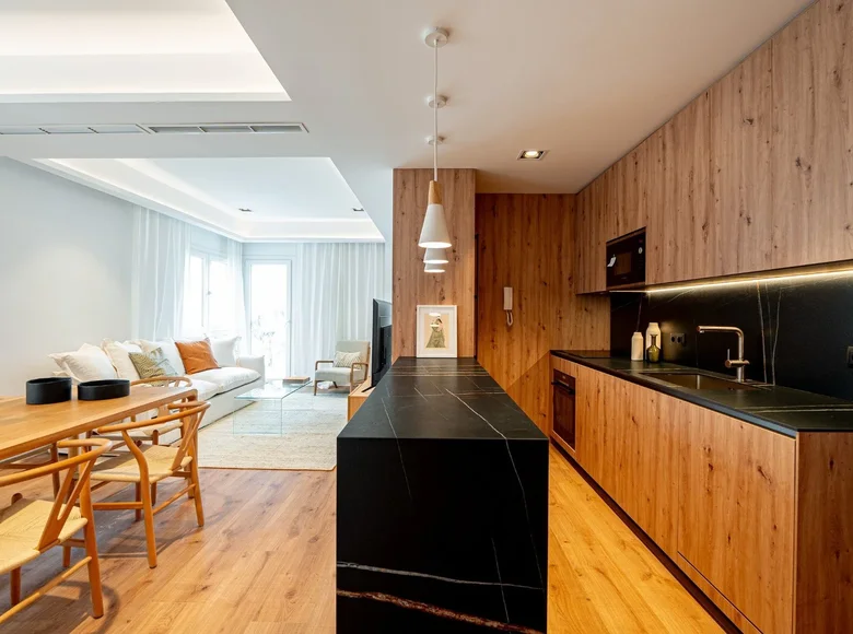 Квартира 2 спальни 105 м² Мадрид, Испания