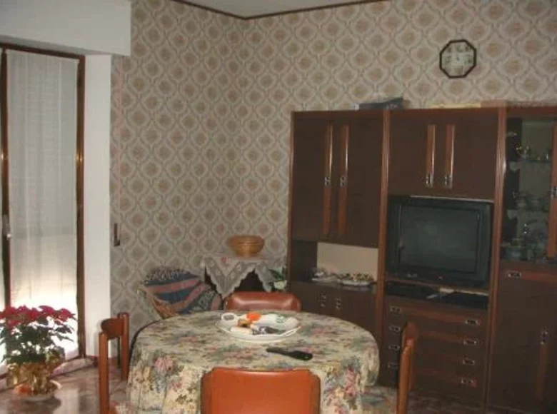 7 room apartment 120 m² Terni, Italy