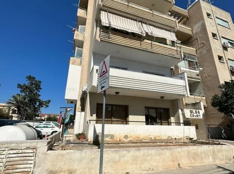 Mieszkanie 3 pokoi 108 m² Larnaka, Cypr