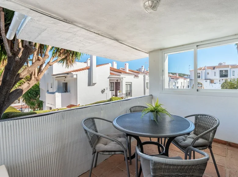 2 bedroom apartment 124 m² Benahavis, Spain