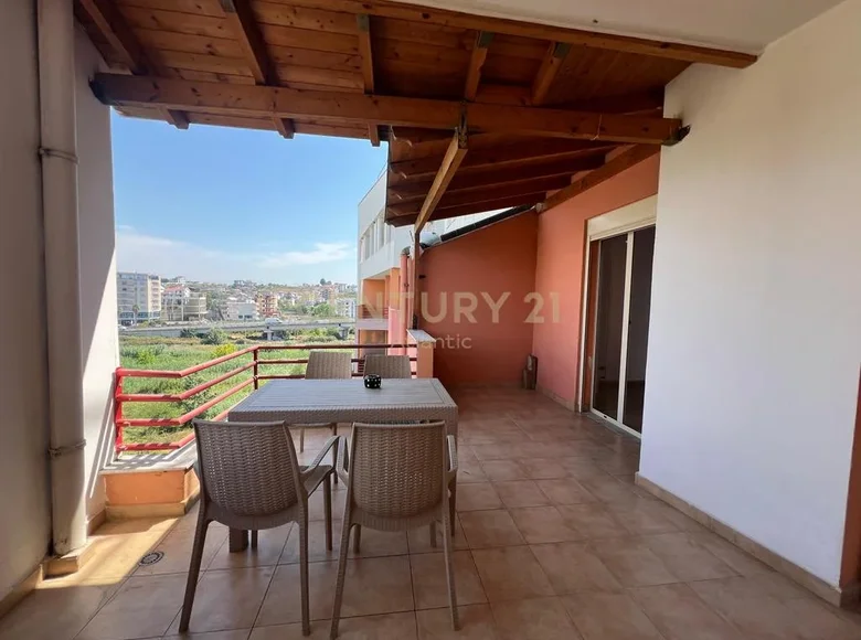 Квартира 2 комнаты 110 м² Дуррес, Албания