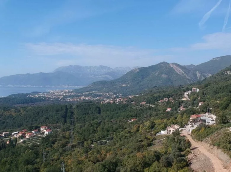 Land  Gradiosnica, Montenegro