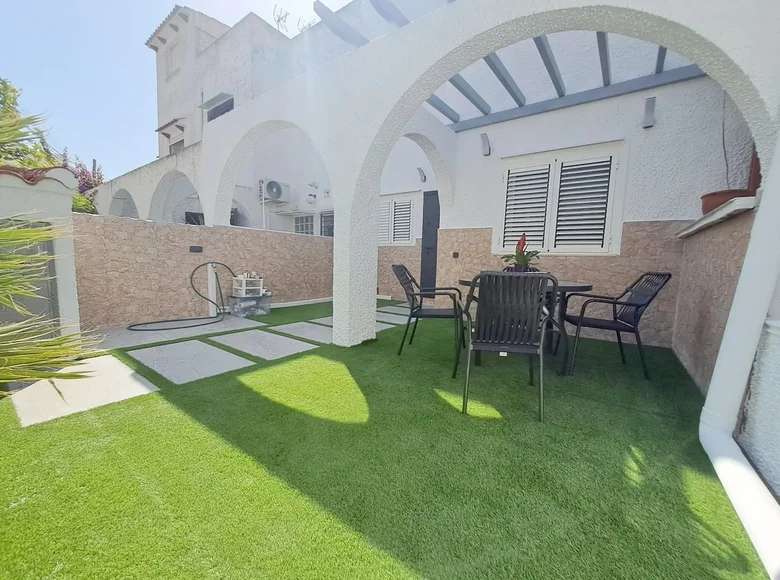 3 bedroom townthouse  Torrevieja, Spain