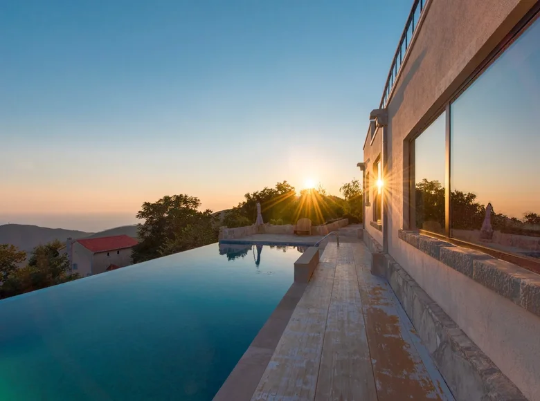 Villa 21 zimmer 435 m² Lapcici, Montenegro