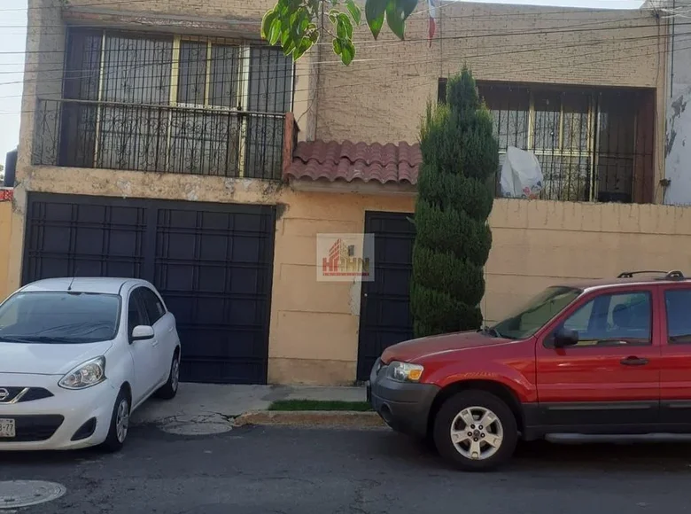 Casa 3 habitaciones 252 m² Tlalnepantla, México