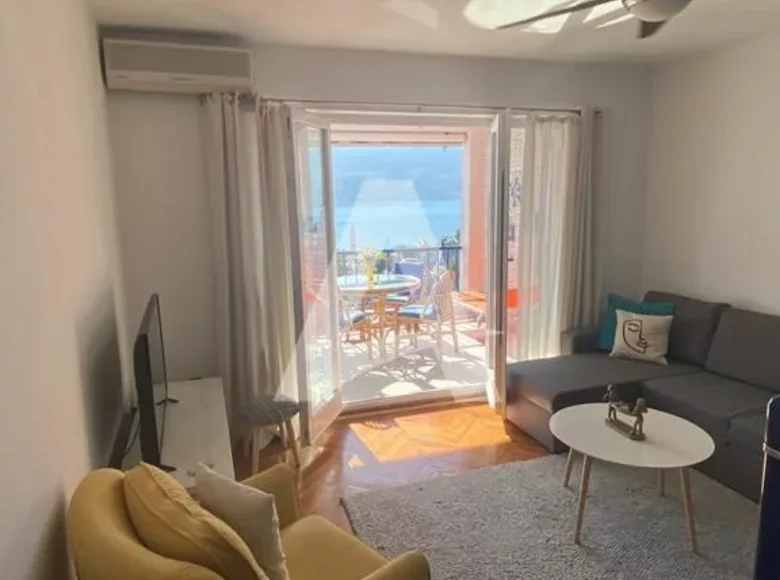 Wohnung 1 Schlafzimmer 50 m² Budva, Montenegro