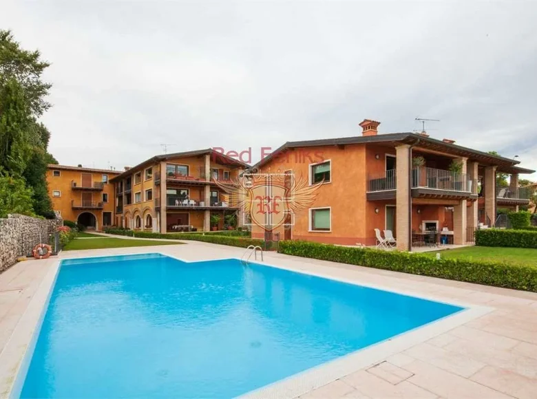 2 bedroom apartment 175 m² Moniga del Garda, Italy