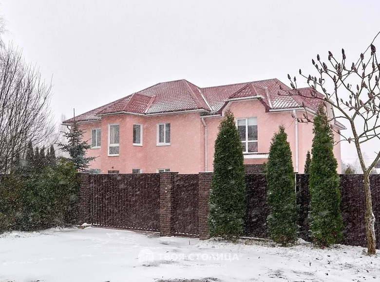 House 427 m² Siomkava, Belarus