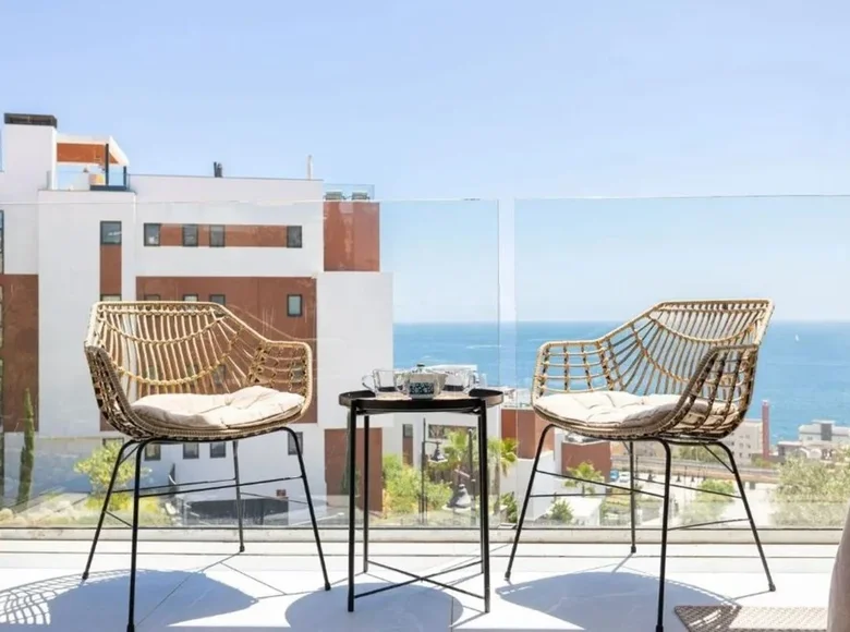 2 bedroom apartment 75 m² Fuengirola, Spain