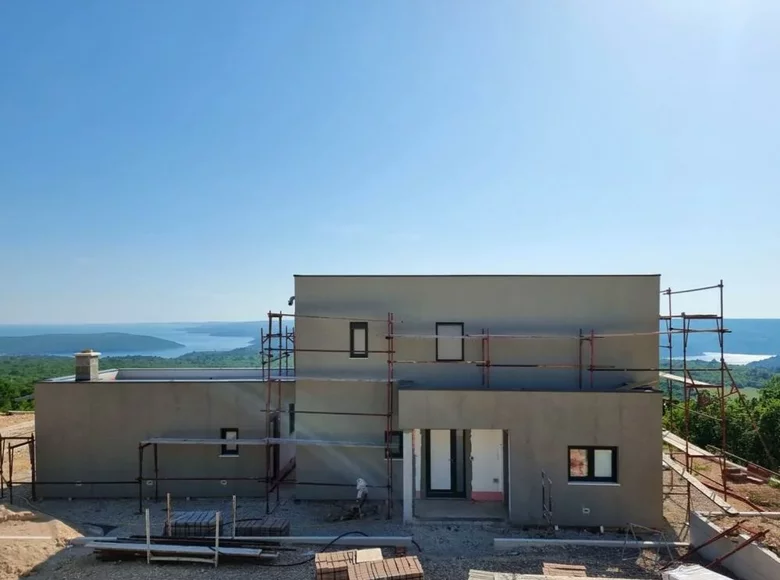 Villa de 4 dormitorios 260 m² Rabac, Croacia