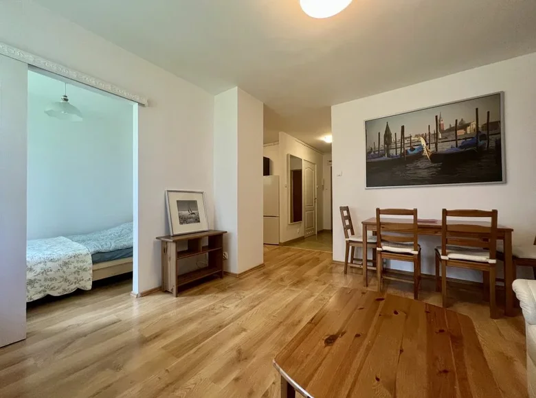 2 room apartment 42 m² in Warsaw, Poland