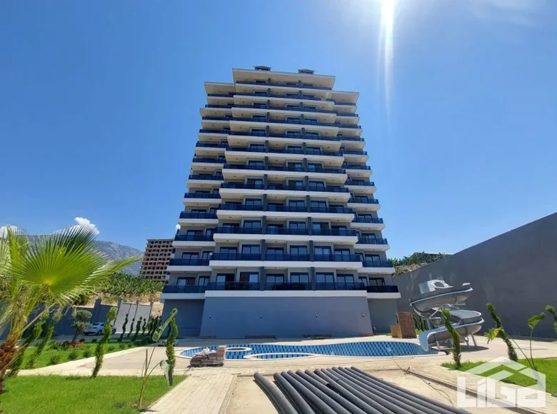 Mieszkanie 2 pokoi 56 m² Alanya, Turcja