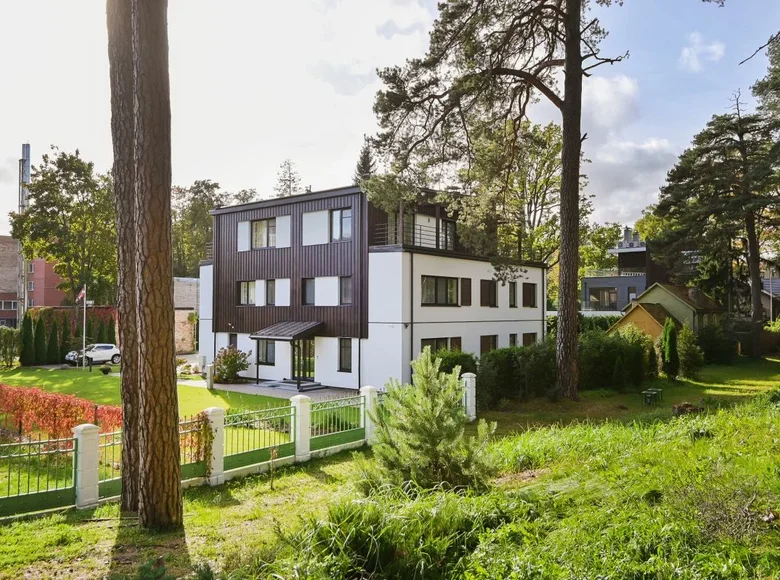 Квартира 5 комнат 190 м² Юрмала, Латвия