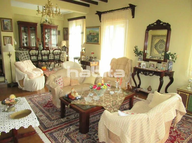 3 bedroom house 180 m² Karousades, Greece