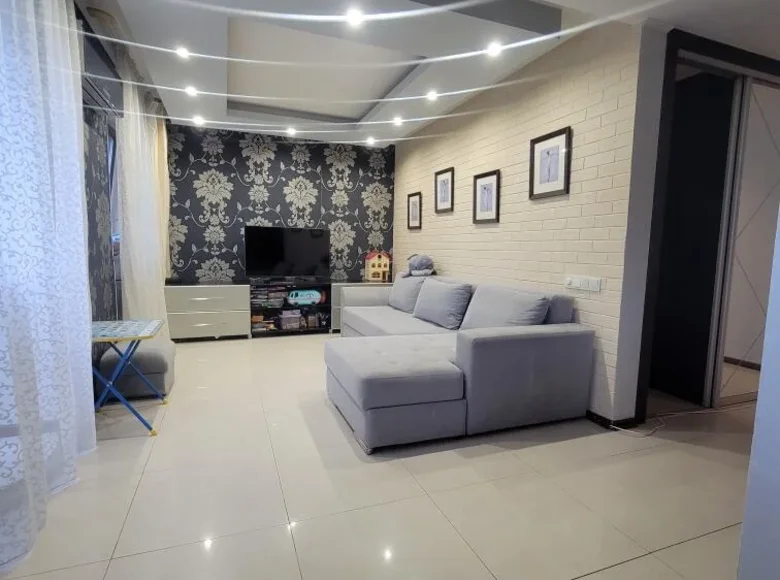 Mieszkanie 2 pokoi 44 m² Mińsk, Białoruś