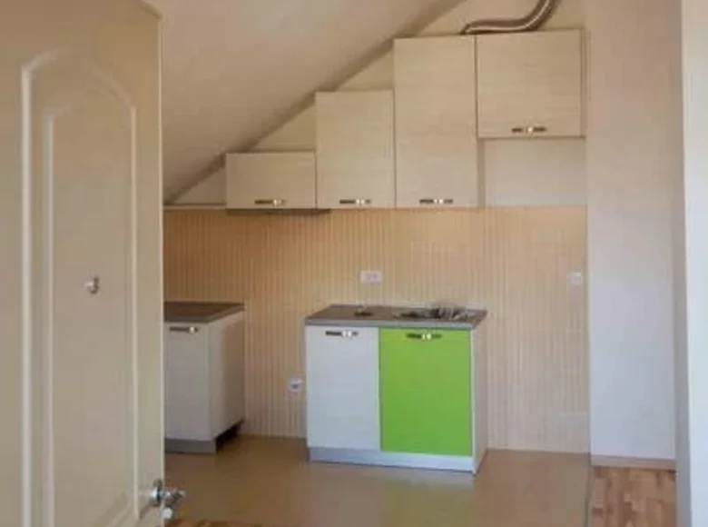 Mieszkanie 3 pokoi 80 m² Podgorica, Czarnogóra