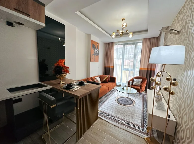 Квартира 2 комнаты  Махмутлар, Турция