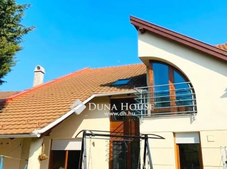 Casa 270 m² Szekesfehervari jaras, Hungría