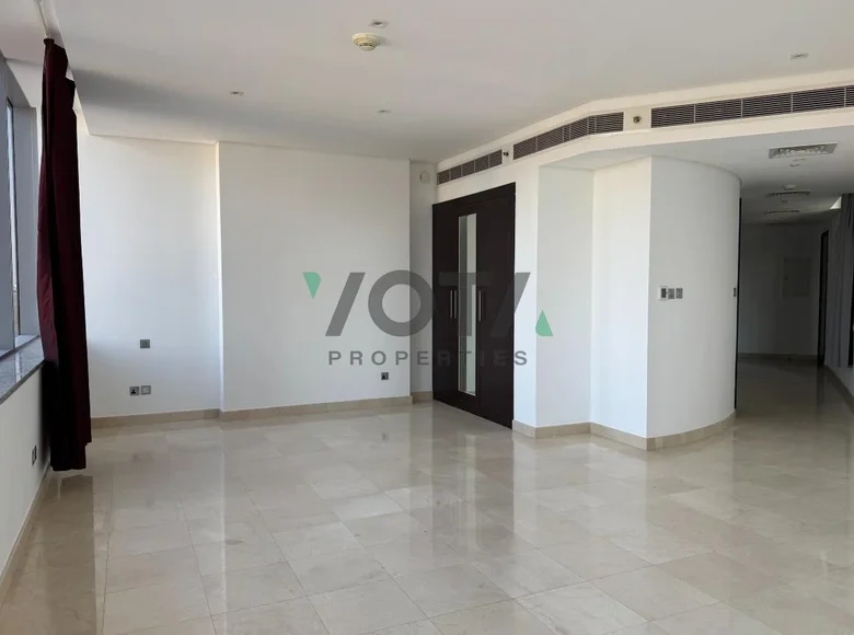 Apartment 682 m² Dubai, United Arab Emirates