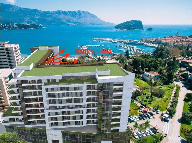 2 bedroom penthouse 131 m² Budva, Montenegro