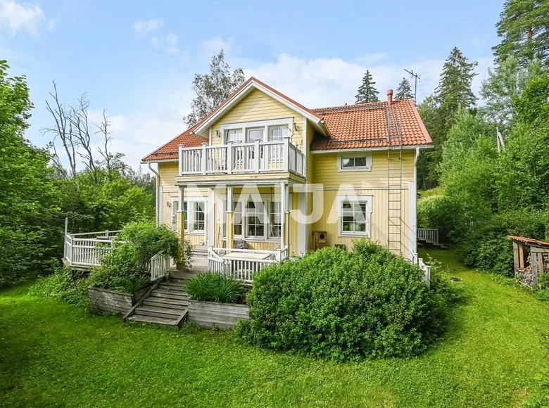 Дом 7 комнат 200 м² Immersby, Финляндия
