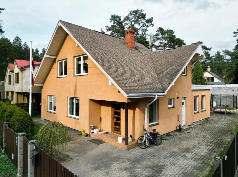 Casa 5 habitaciones 163 m² Jurmala, Letonia