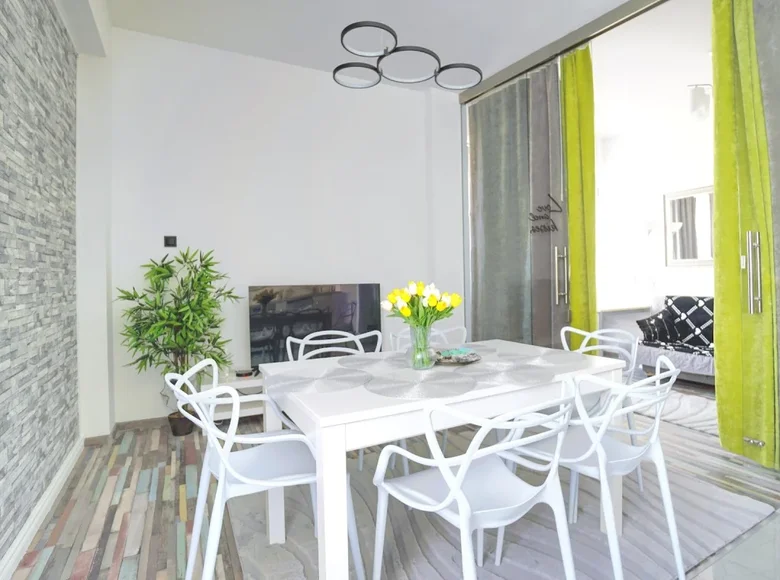 Mieszkanie 3 pokoi 69 m² Warszawa, Polska
