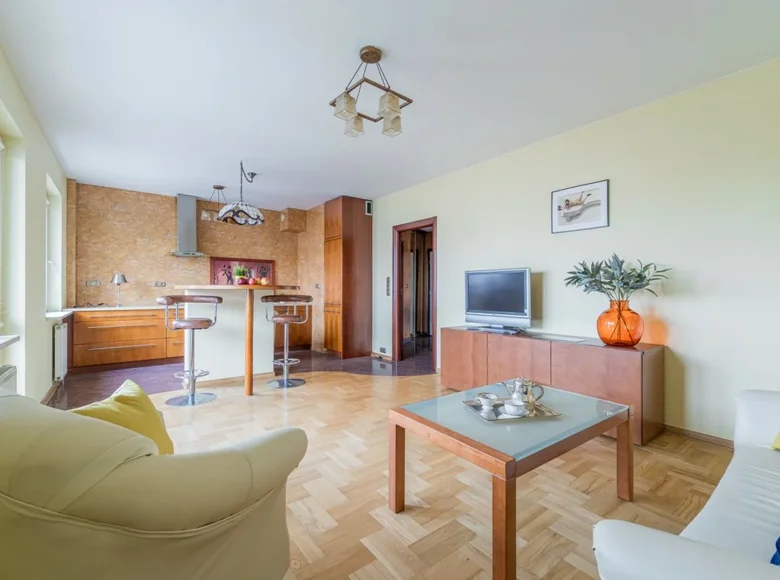 Квартира 2 комнаты 65 м² Варшава, Польша