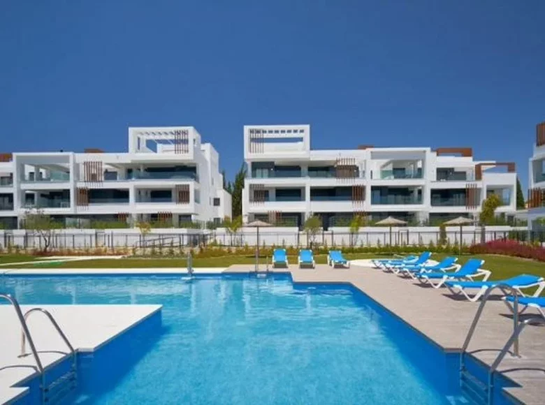 2 bedroom apartment 130 m² Marbella, Spain