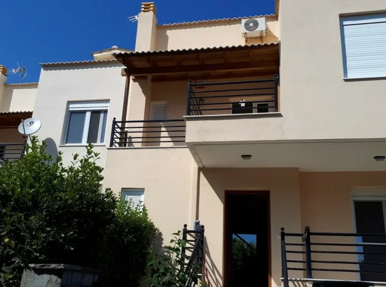 Townhouse 4 bedrooms 170 m² Limenas Markopoulou, Greece