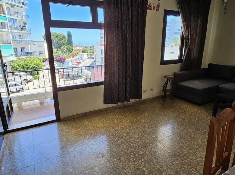 Mieszkanie 3 pokoi 74 m² Benalmadena, Hiszpania