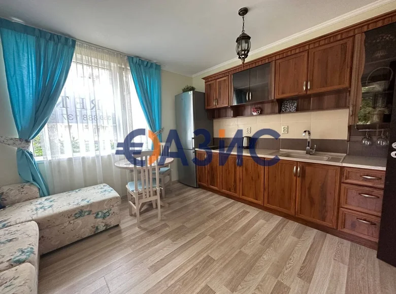 Квартира 2 комнаты 55 м² Святой Влас, Болгария