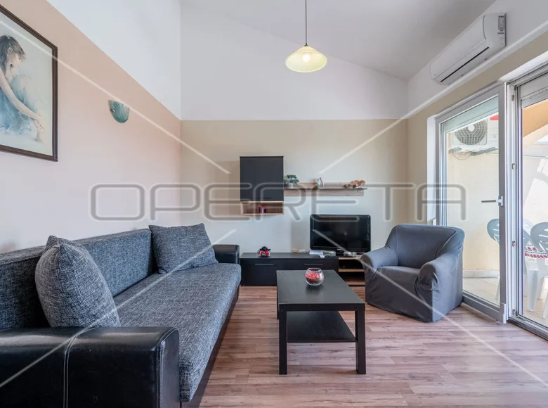 Mieszkanie 2 pokoi 56 m² Frata, Chorwacja